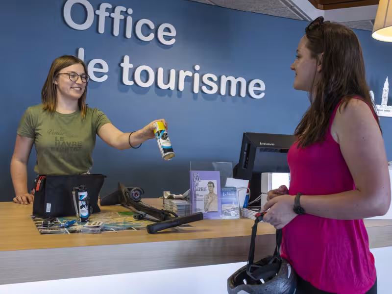 Informations à l'office de tourisme Accueil Vélo du Havre