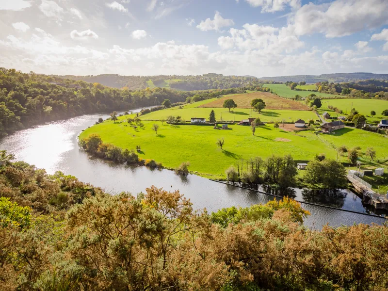 Panorama sur un méandre de l'Orne