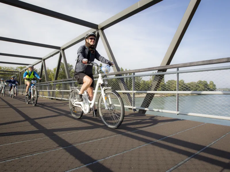 Passerelle cyclable sur l'Isère