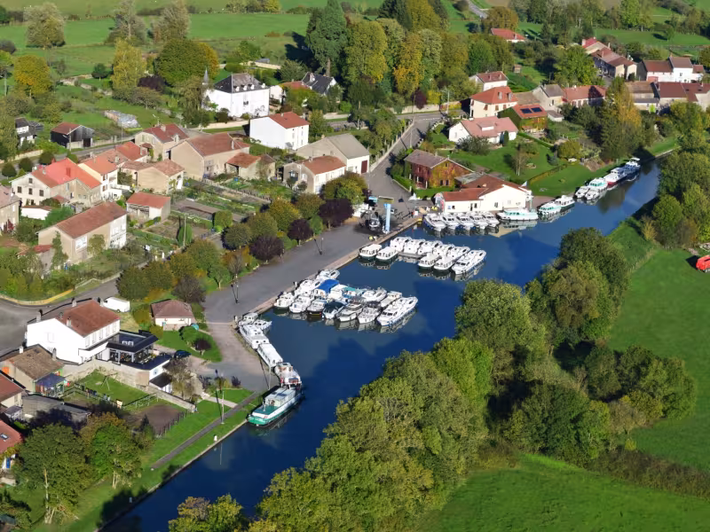 Le port de Lagarde