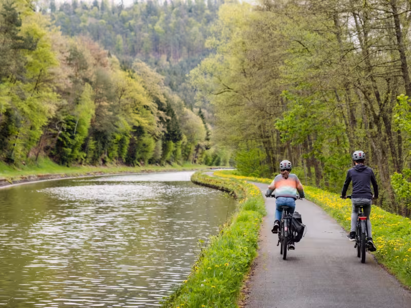 La Vallée des Eclusiers à vélo