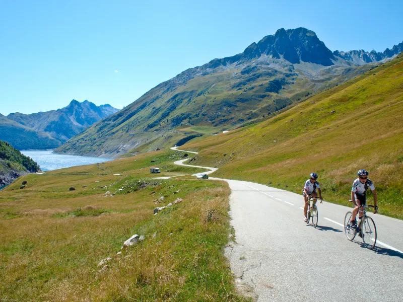 Sur la route du versant sud du col de la Croix de Fer