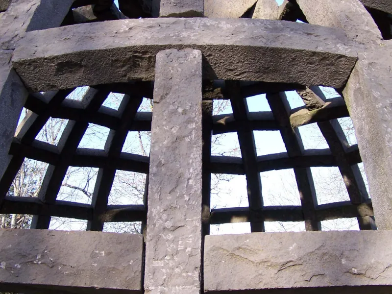 Sculpture en pierres de Volvic