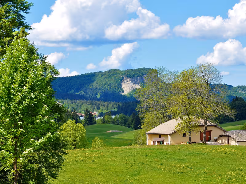 Vue sur le mont Fier de la station des Rousses
