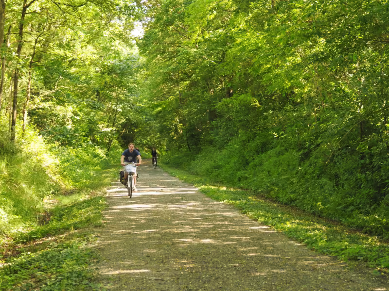 Sur la voie verte Ambrières-les-Vallées et Mayenne