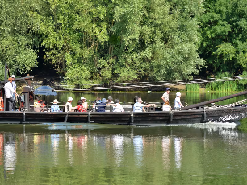 Navigation en toue sur la Maine