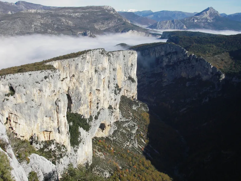 Falaises sur la TransVerdon VTT