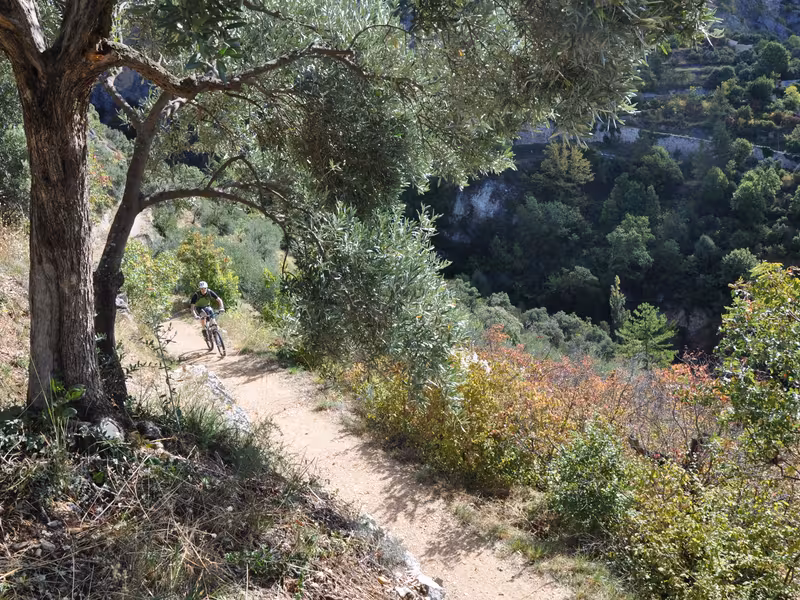 Sur la GT TransVerdon VTT