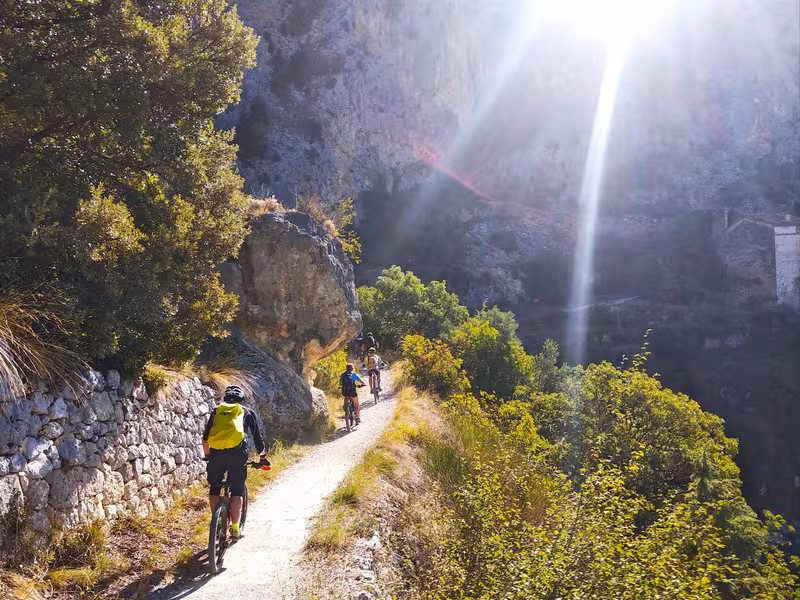 Soleil sur la GT TransVerdon VTT