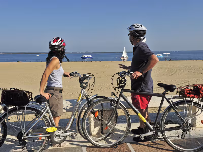 Vélo en bord de plage d'Arcachon