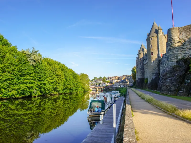 Canal de Nantes à Brest à Josselin