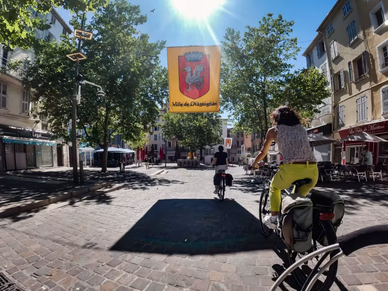 Arrivée à Draguignan à vélo