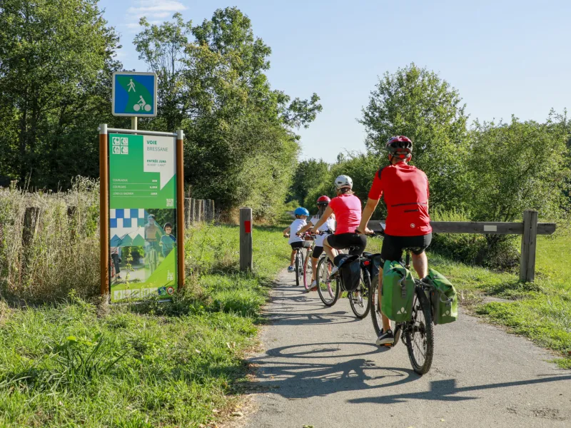 Voie verte sur la Voie Bressane
