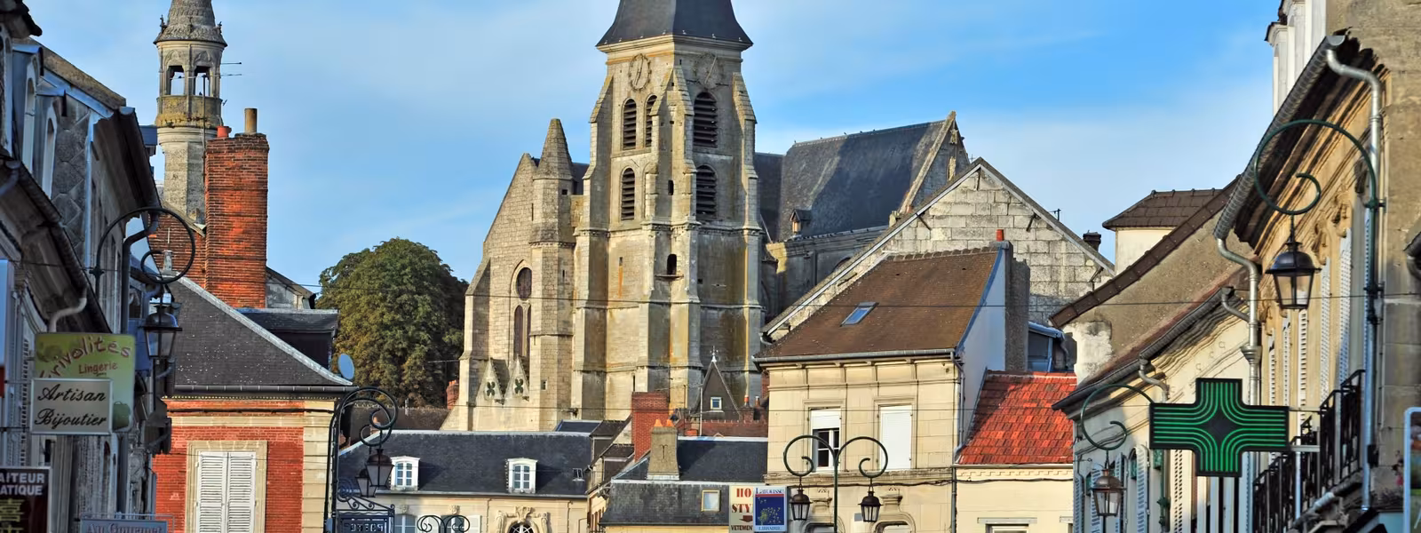 Halte dans la ville de Clermont dans l'Oise