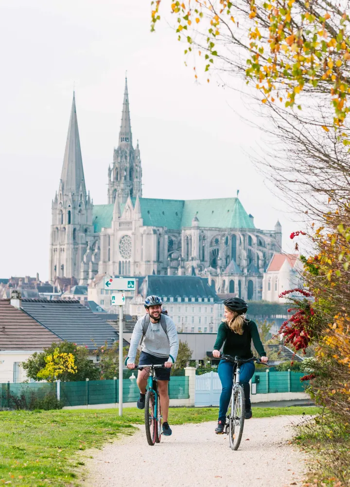 Cyclistes à Chartres