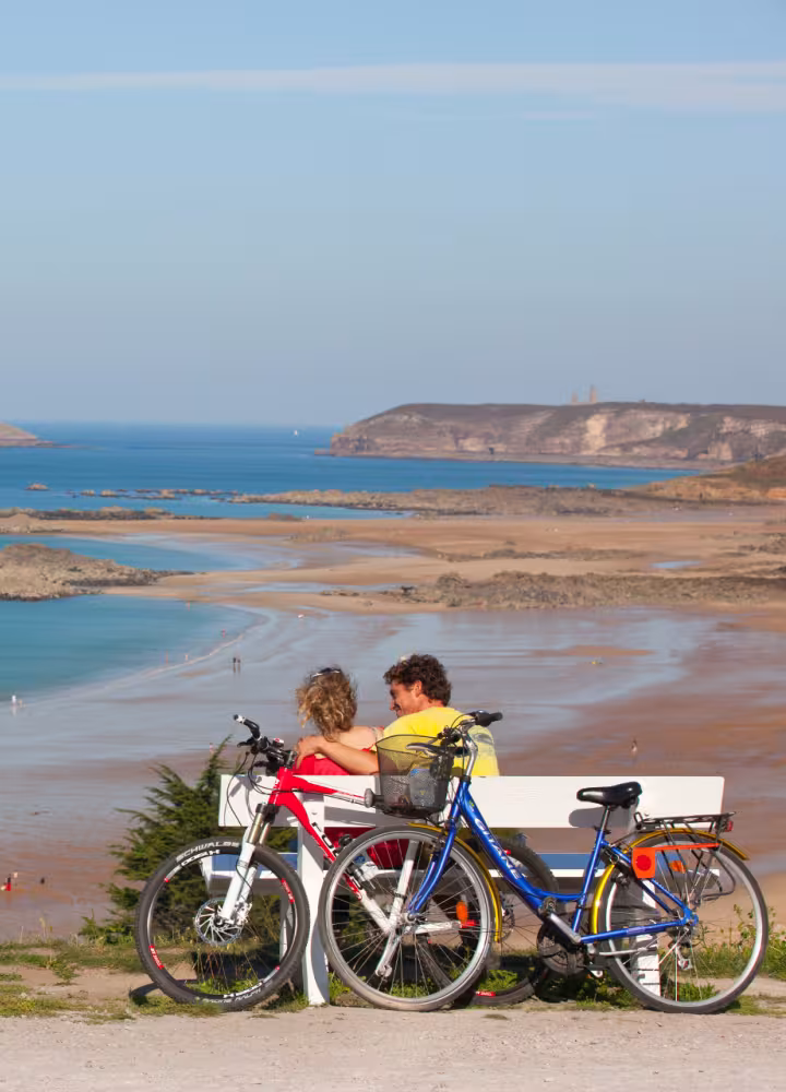 Cape Frehel by bike with friends