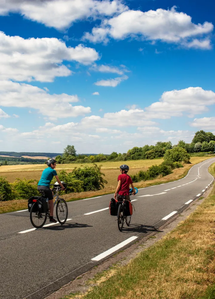 The Seine by bike on the road between Follainville and Dennemont