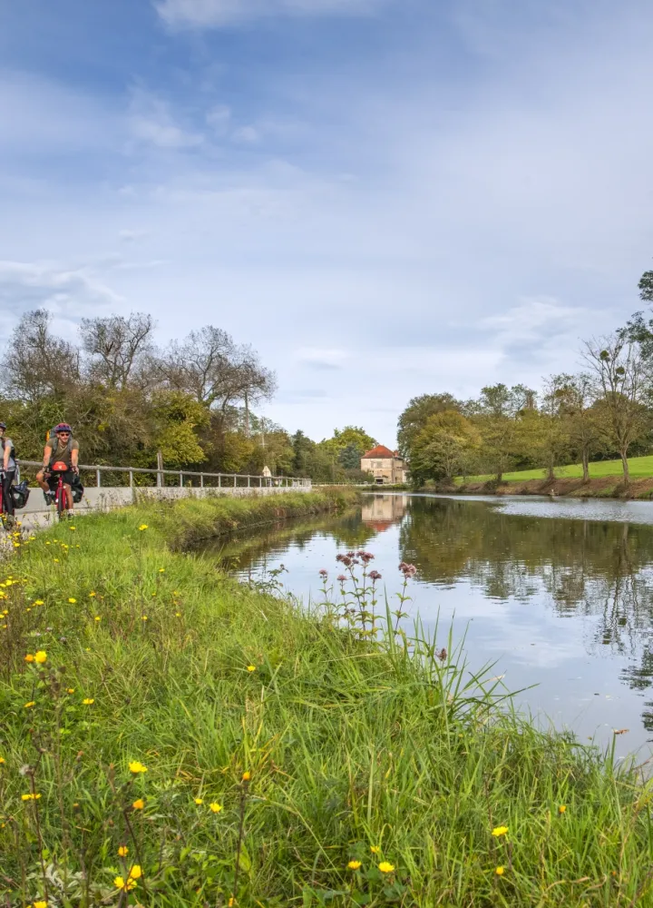 Canal du Centre entre Montceau-les-Mines et Blanzy