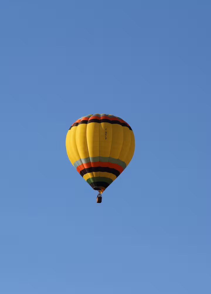 Envol de la montgolfière