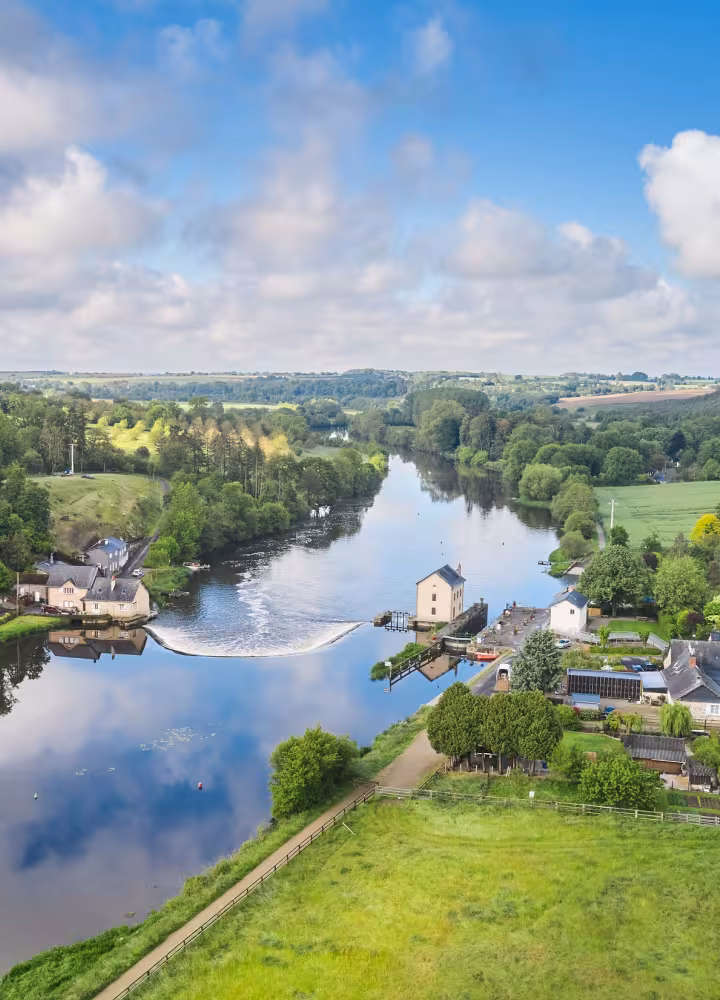 Ecluse d'Origné en bords de Mayenne