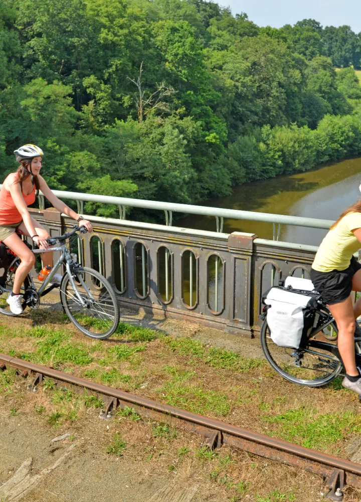 La Vélorail d'Ambrières-les-Vallées en famille