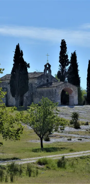 La chapelle Sainte Sixte dans les Alpilles