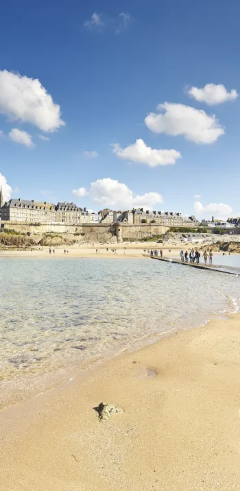 Passage sur la mer à St-Malo
