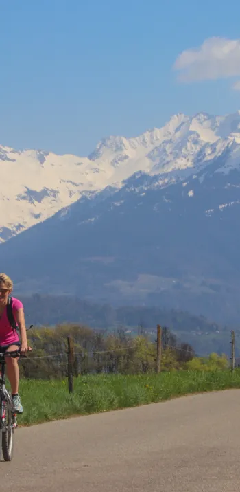 Les lacs des Savoies à vélo