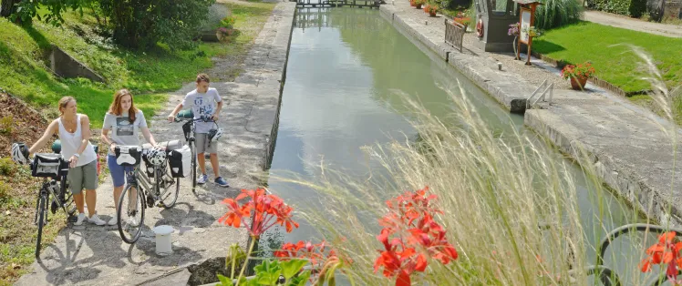 Ecluse Lagruere sur le canal de Garonne