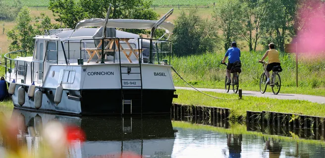 Canal du Rhône au Rhin sur l'EuroVelo 6 vers Montbéliard