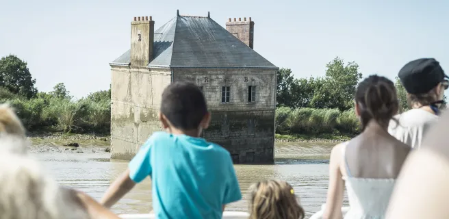 Discovering the Estuaire art trail