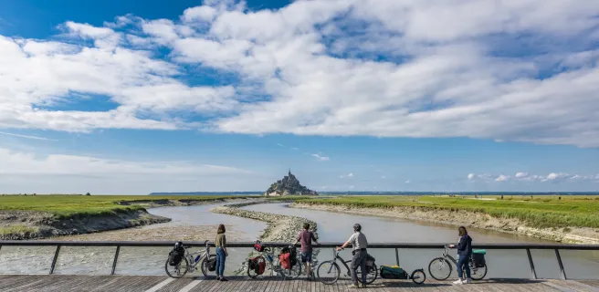 mont-saint-michel-veloscenie-france-a-velo