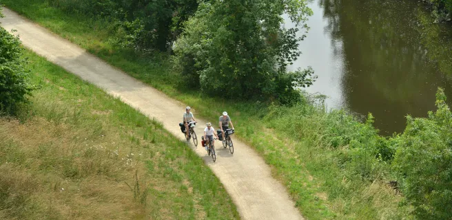 Parthenay / Champdeniers-St-Denis