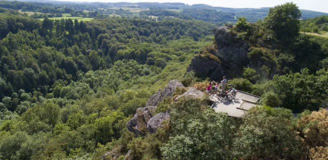 Pont d'Ouilly / La Roche d'Oëtre / Flers