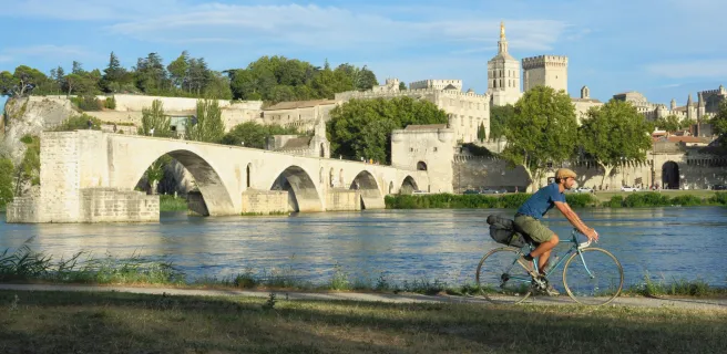 Caderousse / Avignon