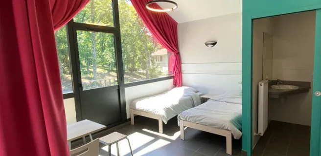 Domain of the Big Mulberry tree