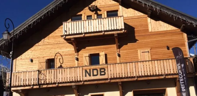 Extérieur de l'Office de Tourisme de Notre Dame de Bellecombe