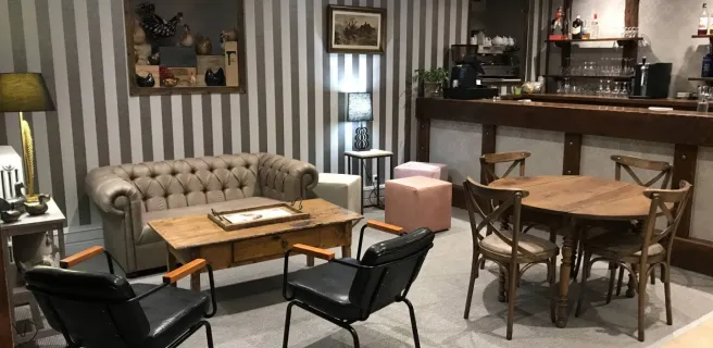 Hotel Bar Restaurant Le Plomb du Cantal