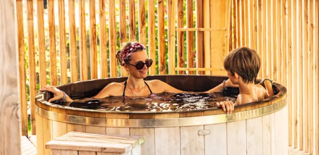 "Les Lodges de la Viarhôna": the spa cottages