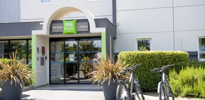 Façade Ibis Styles Cognac