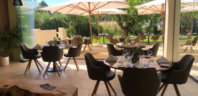 Tom Cariano restaurant
