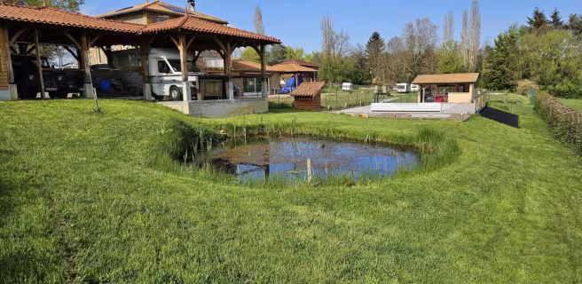 Tonik Camping