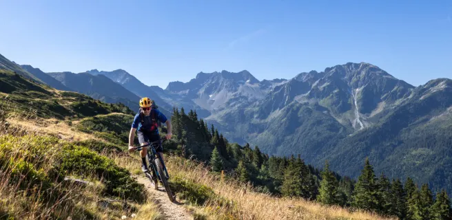 VTT dans le massif de Belledonne