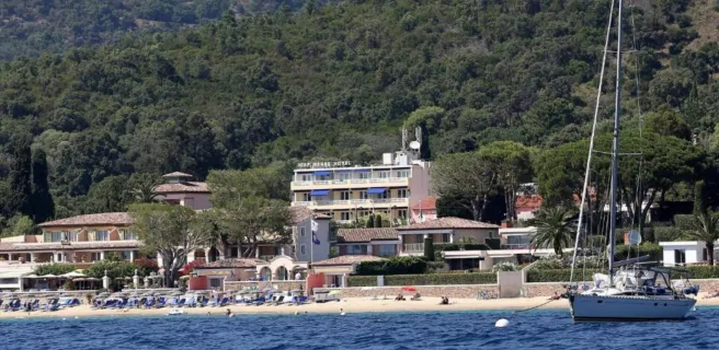 L'hôtel et la plage