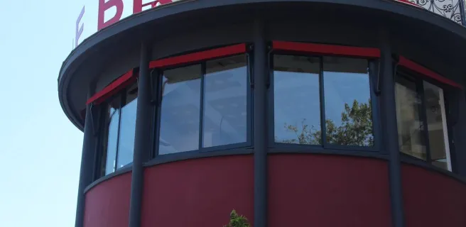 LA SAQUETTE BY FRED DU BRISTOL