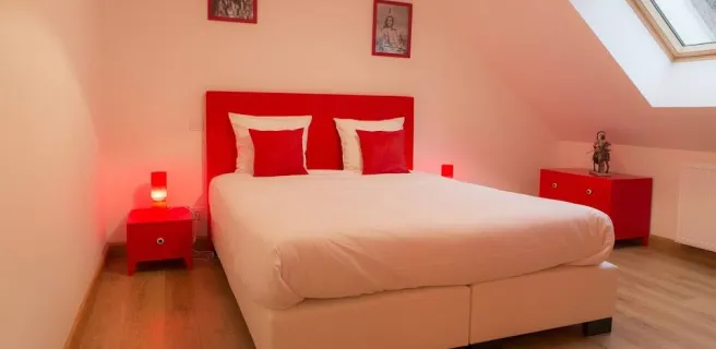 Les Gîtes de l'Orée du Bois - Nuage Rouge