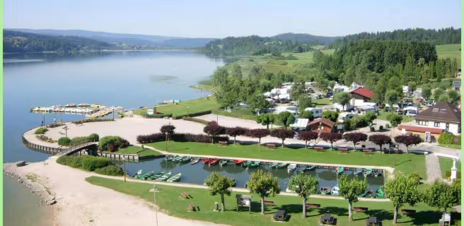 Camping municipal de Saint-Point-Lac