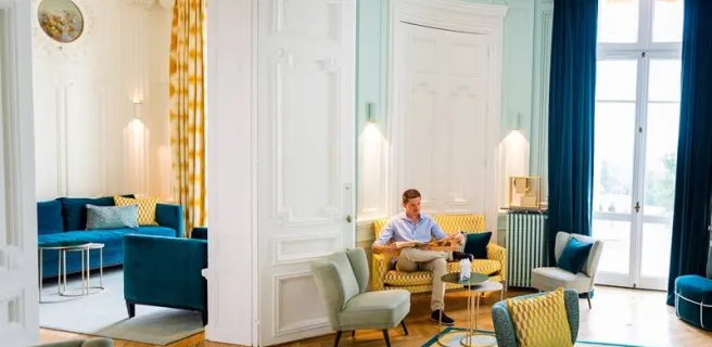 Château Hôtel Domaine de la Tortinière