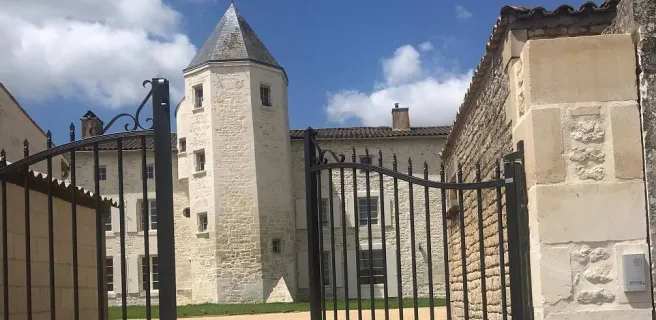 Logis de Pierre Levée (n° 9750)