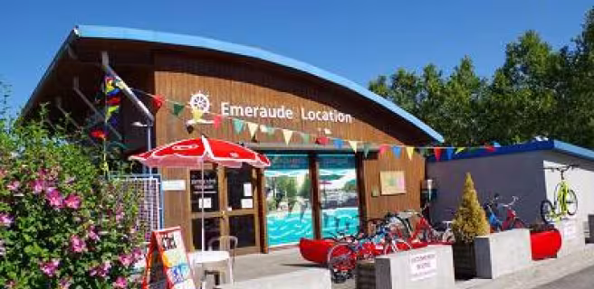 Emeraude Location